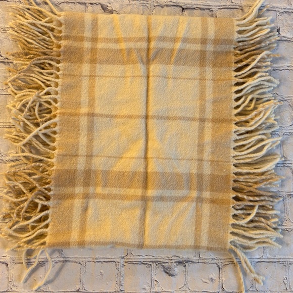BANANA REPUBLIC NEUTRAL COLORS WOOL/ANGORA RABBIT HAIR DOUBLE SIDE FRINGE SCARF - Picture 3 of 7